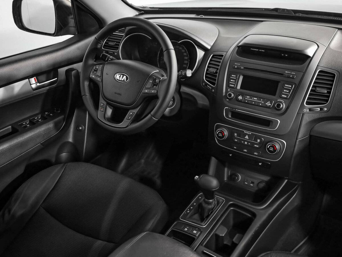 Kia Sorento с пробегом — 2013 год. Фото: #7