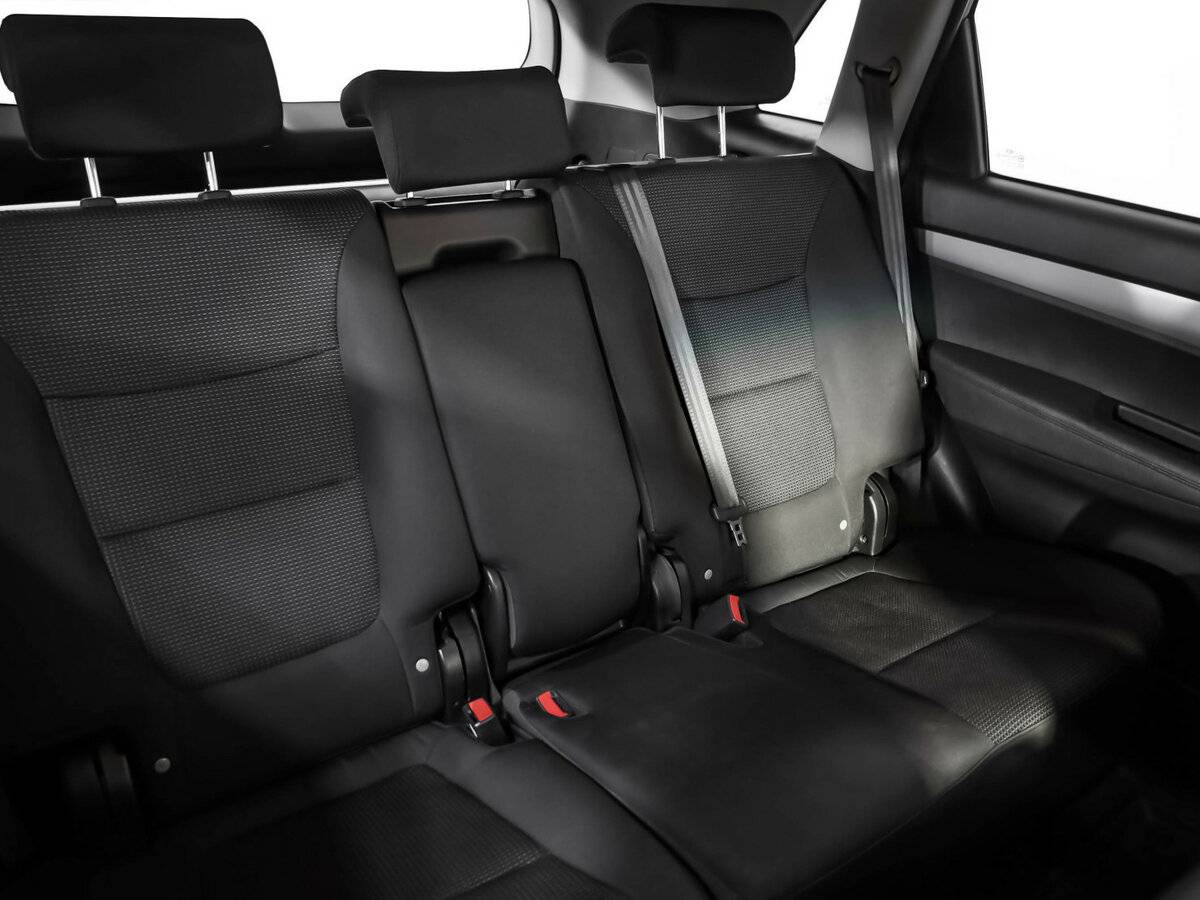 Kia Sorento с пробегом — 2013 год. Фото: #19