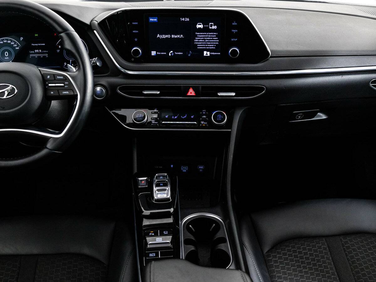 Hyundai Sonata с пробегом — 2020 год. Фото: #9