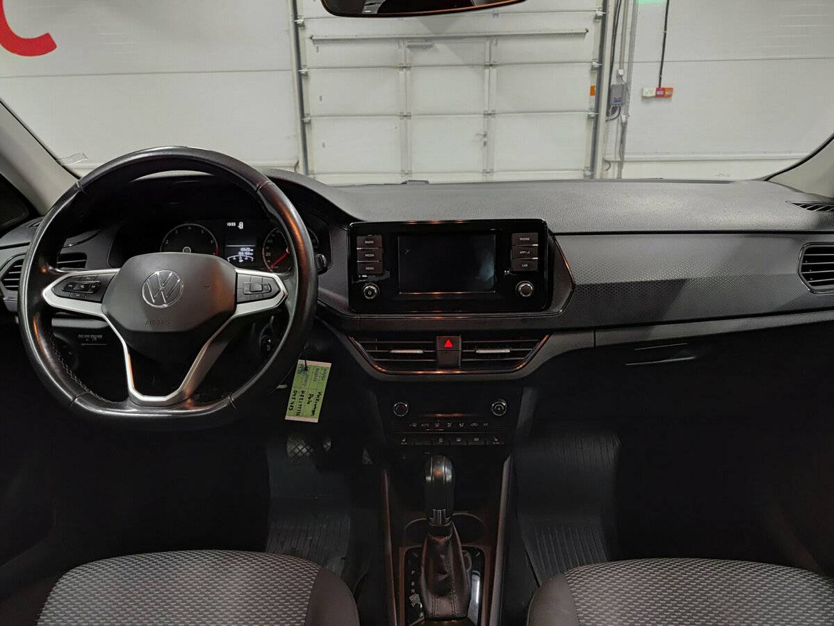 Volkswagen Polo с пробегом — 2021 год. Фото: #13