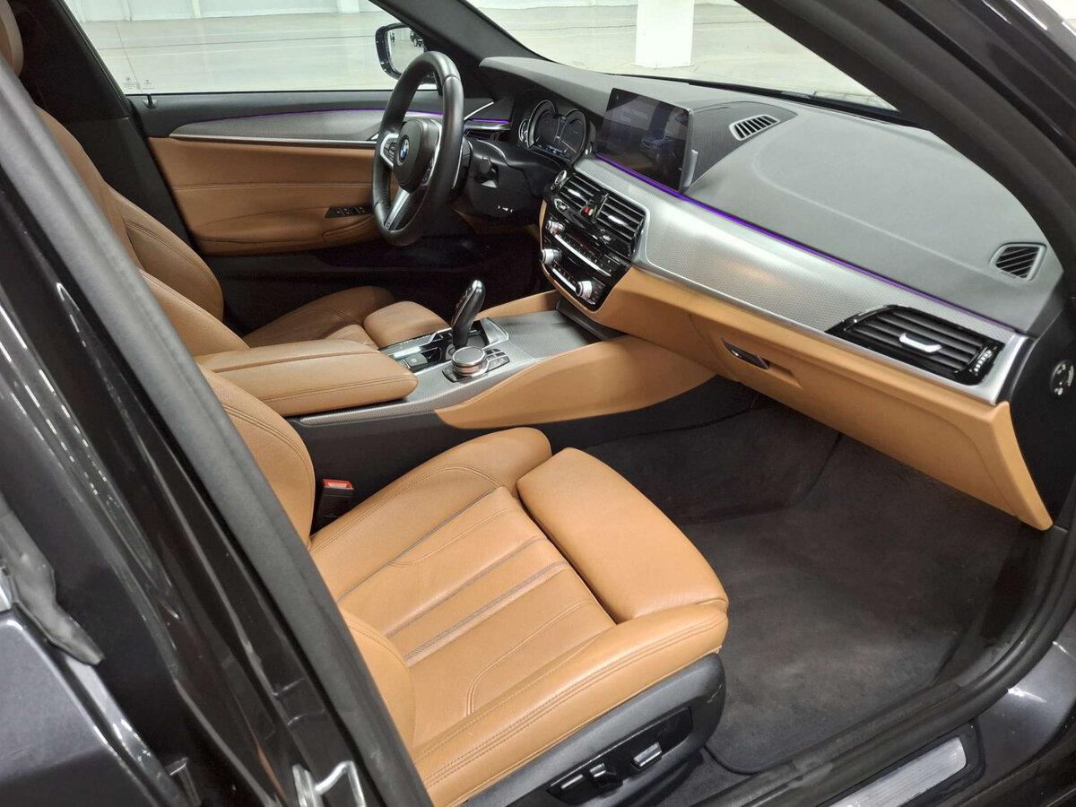 BMW 5 серии с пробегом — 2018 год. Фото: #10