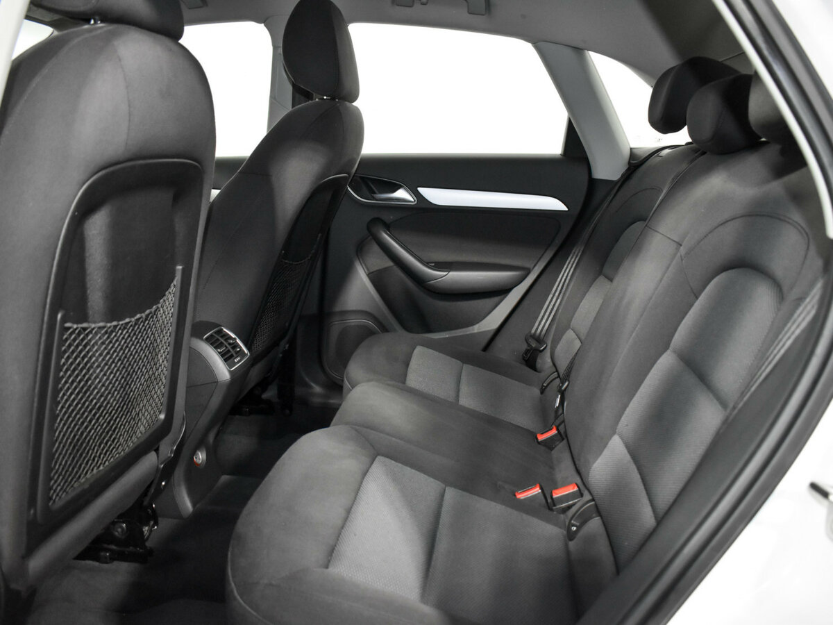 Audi Q3 с пробегом — 2015 год. Фото: #9