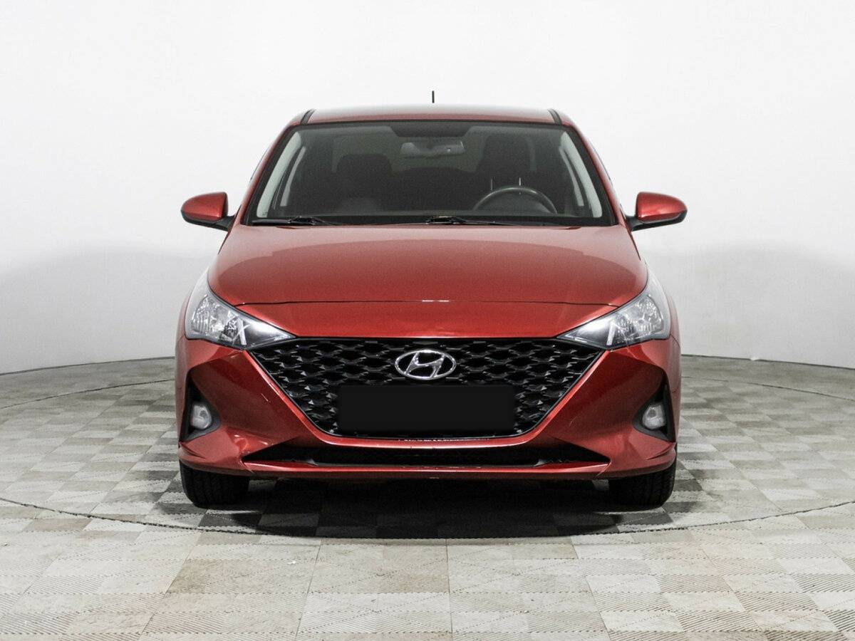 Hyundai Solaris с пробегом — 2021 год. Фото: #1