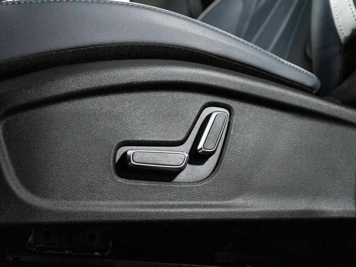 Geely Atlas с пробегом — 2023 год. Фото: #14