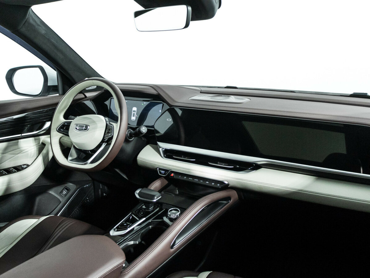 Geely Monjaro с пробегом — 2023 год. Фото: #6