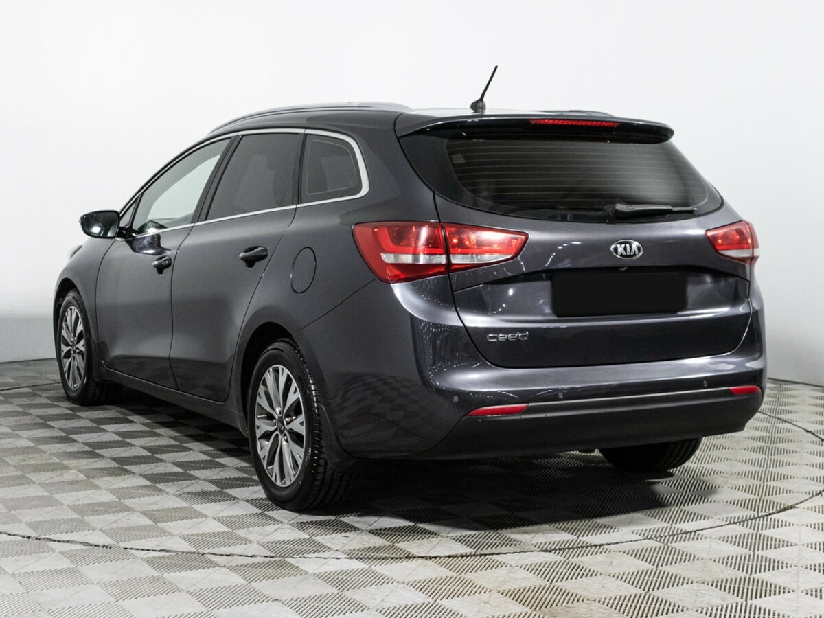 Kia Ceed с пробегом — 2015 год. Фото: #6