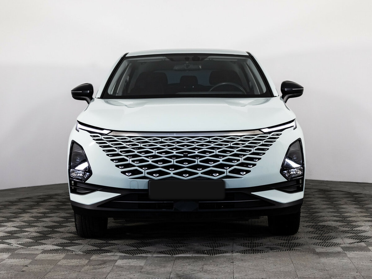 OMODA C5 с пробегом — 2024 год. Фото: #2