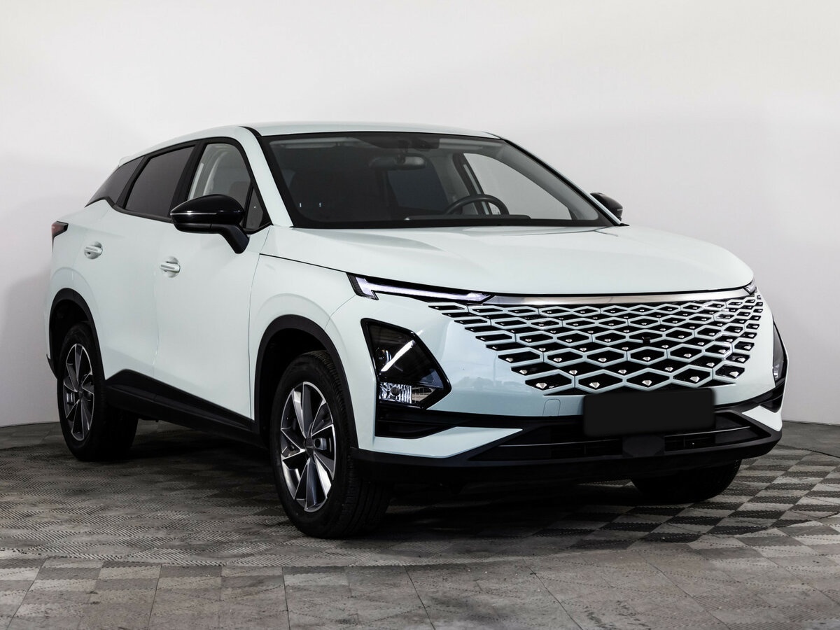 OMODA C5 с пробегом — 2024 год. Фото: #3