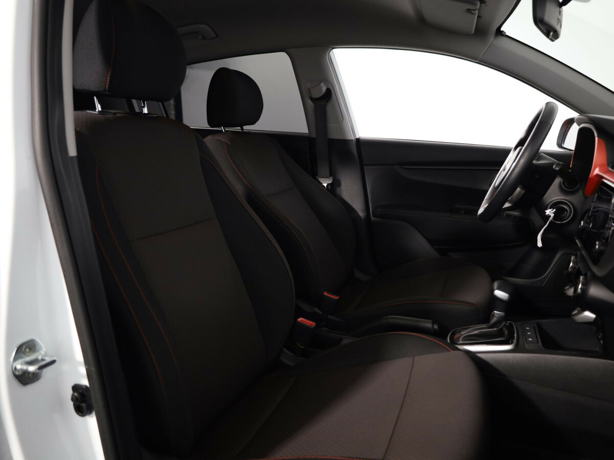 Kia Rio с пробегом — 2021 год. Фото: #8