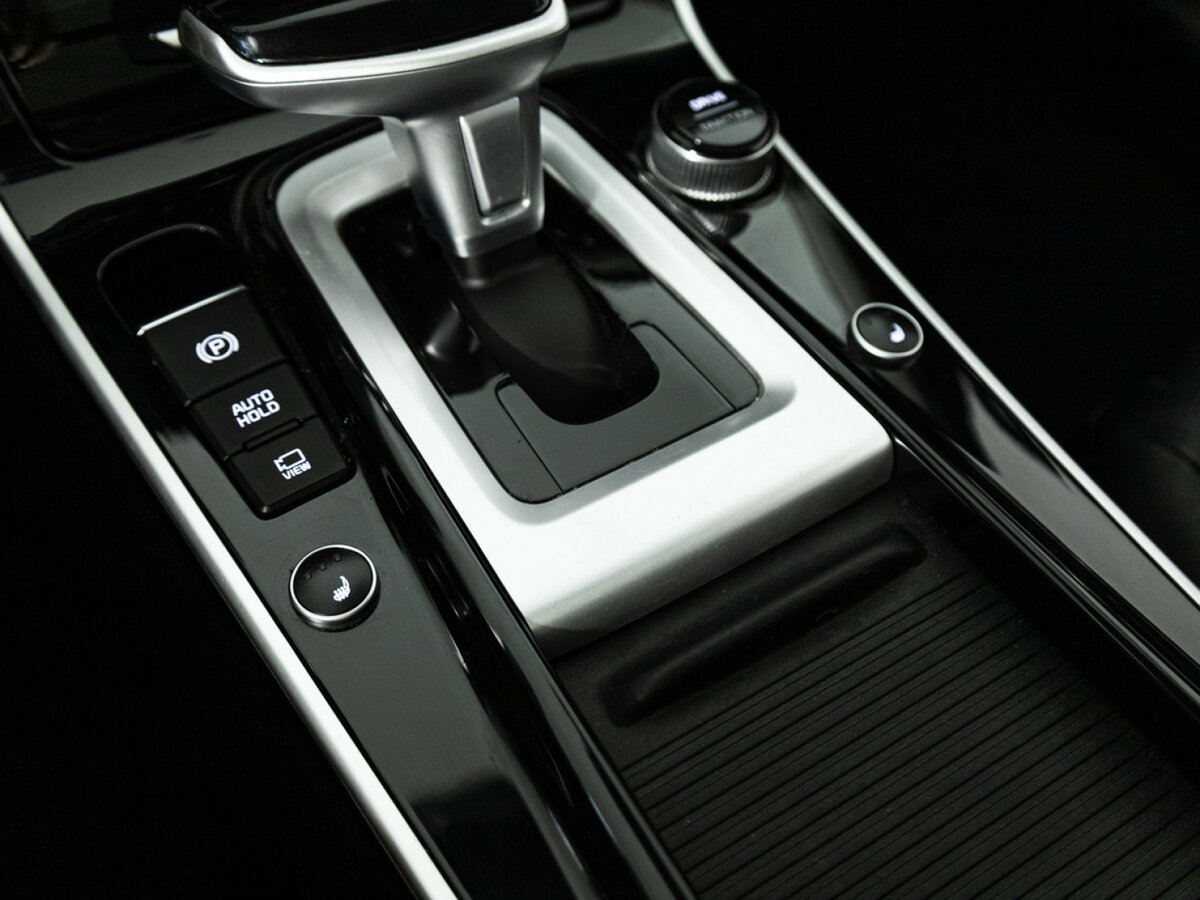 Kia Seltos с пробегом — 2024 год. Фото: #18