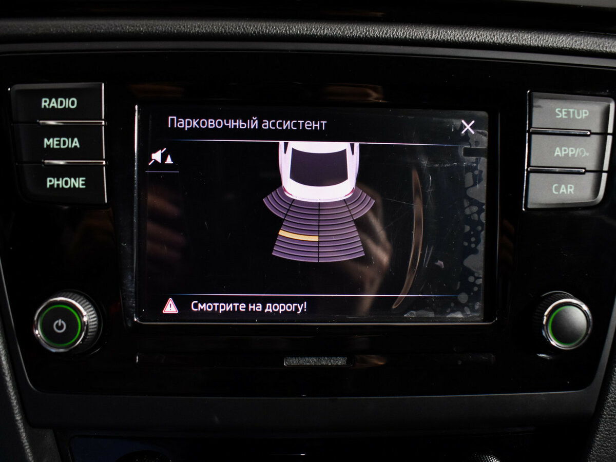 Skoda Rapid с пробегом — 2018 год. Фото: #15