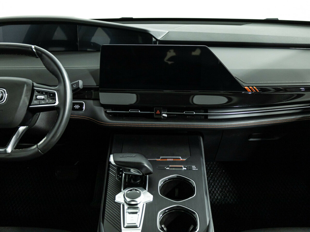 Changan UNI-K с пробегом — 2022 год. Фото: #11