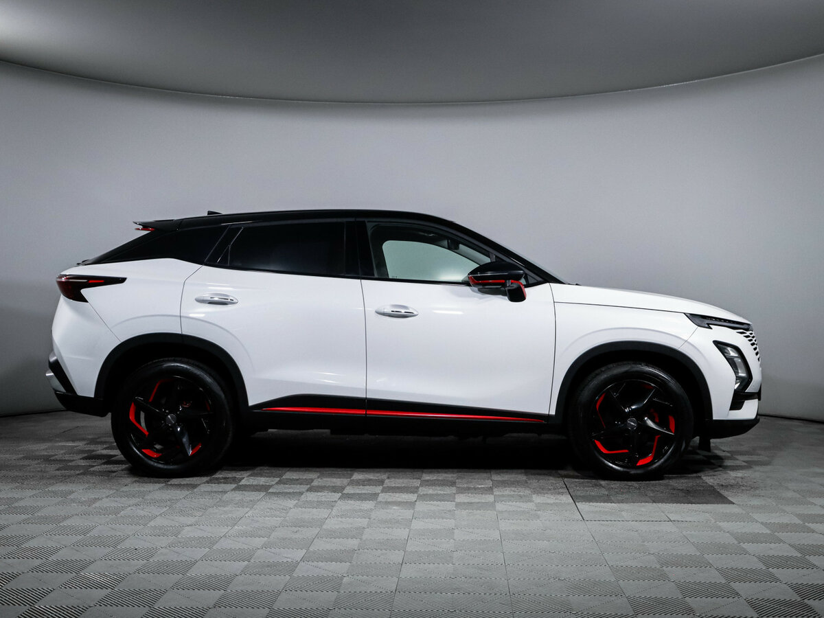 OMODA C5 с пробегом — 2022 год. Фото: #3