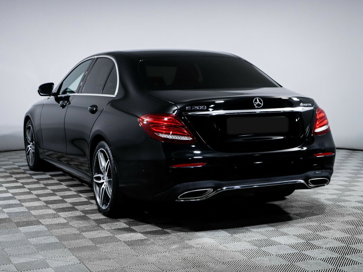 Mercedes-Benz E-Класс с пробегом — 2017 год. Фото: #6