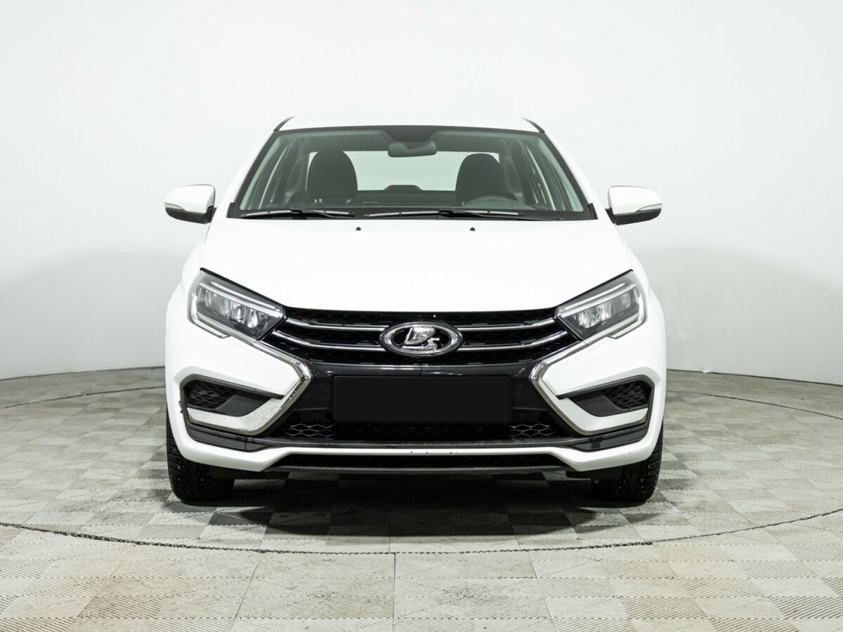 Lada (ВАЗ) Vesta с пробегом — 2023 год. Фото: #1