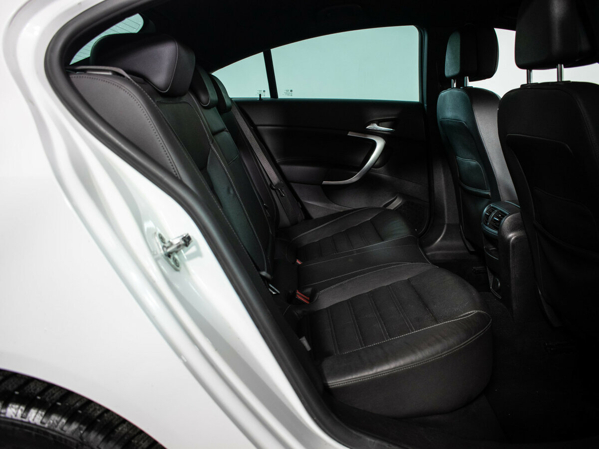 Opel Insignia с пробегом — 2014 год. Фото: #7