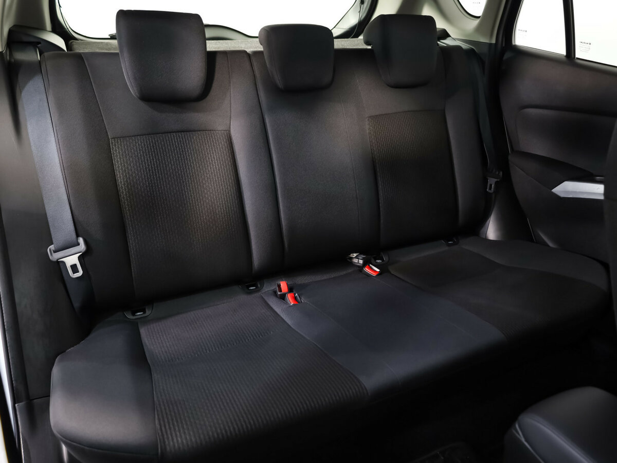 Suzuki SX4 с пробегом — 2017 год. Фото: #18