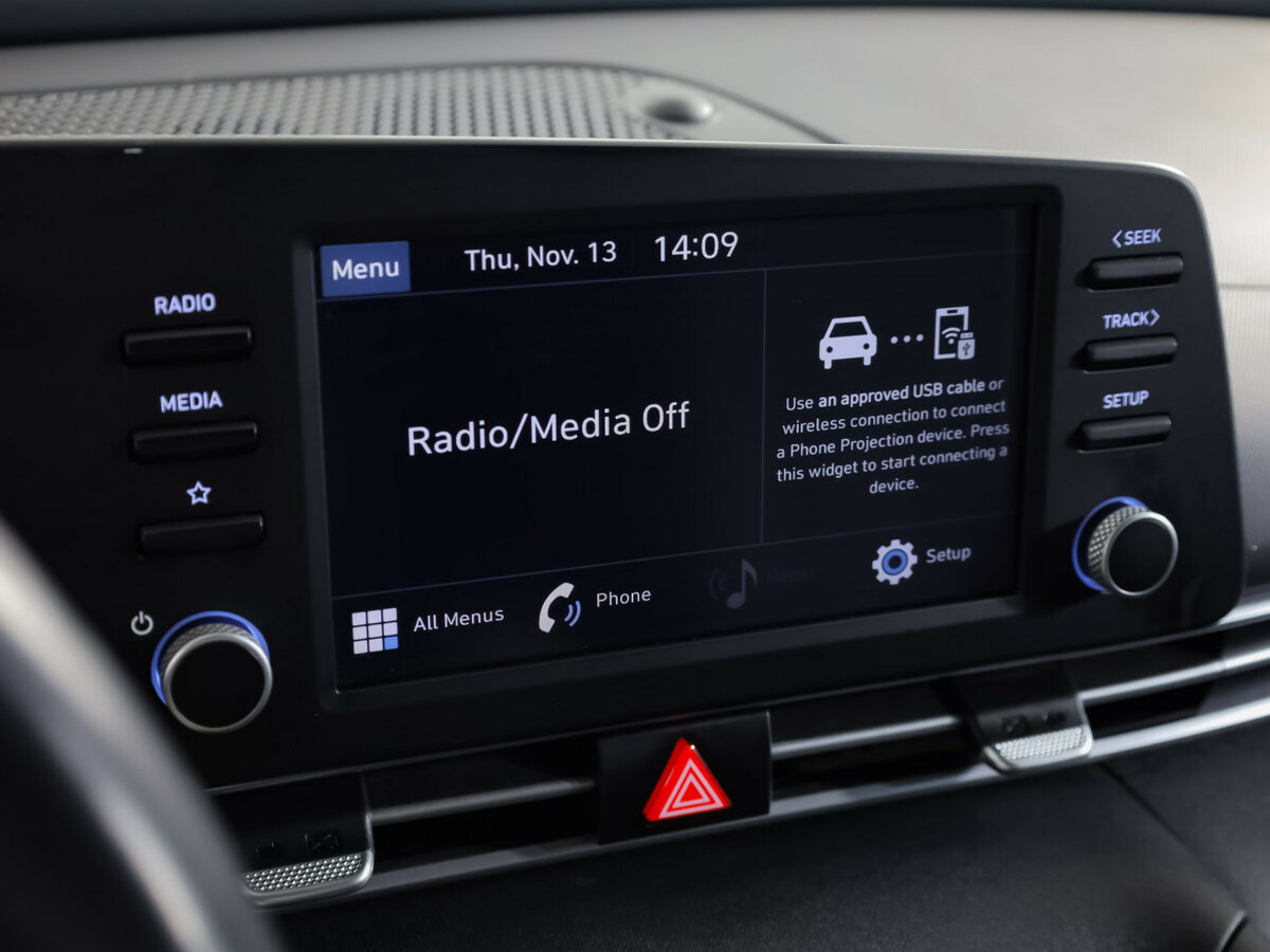 Hyundai Elantra с пробегом — 2021 год. Фото: #10