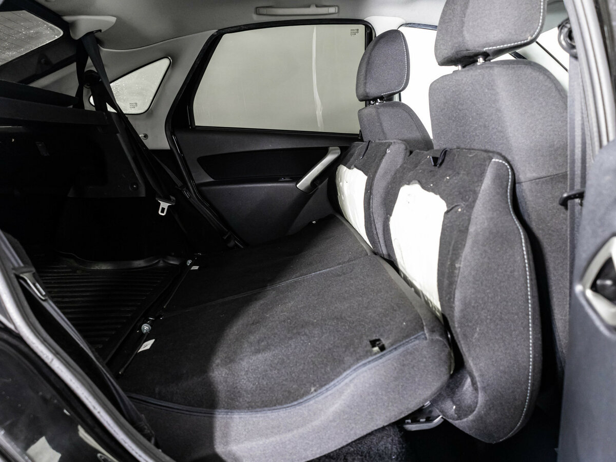 Lada (ВАЗ) Granta с пробегом — 2019 год. Фото: #14