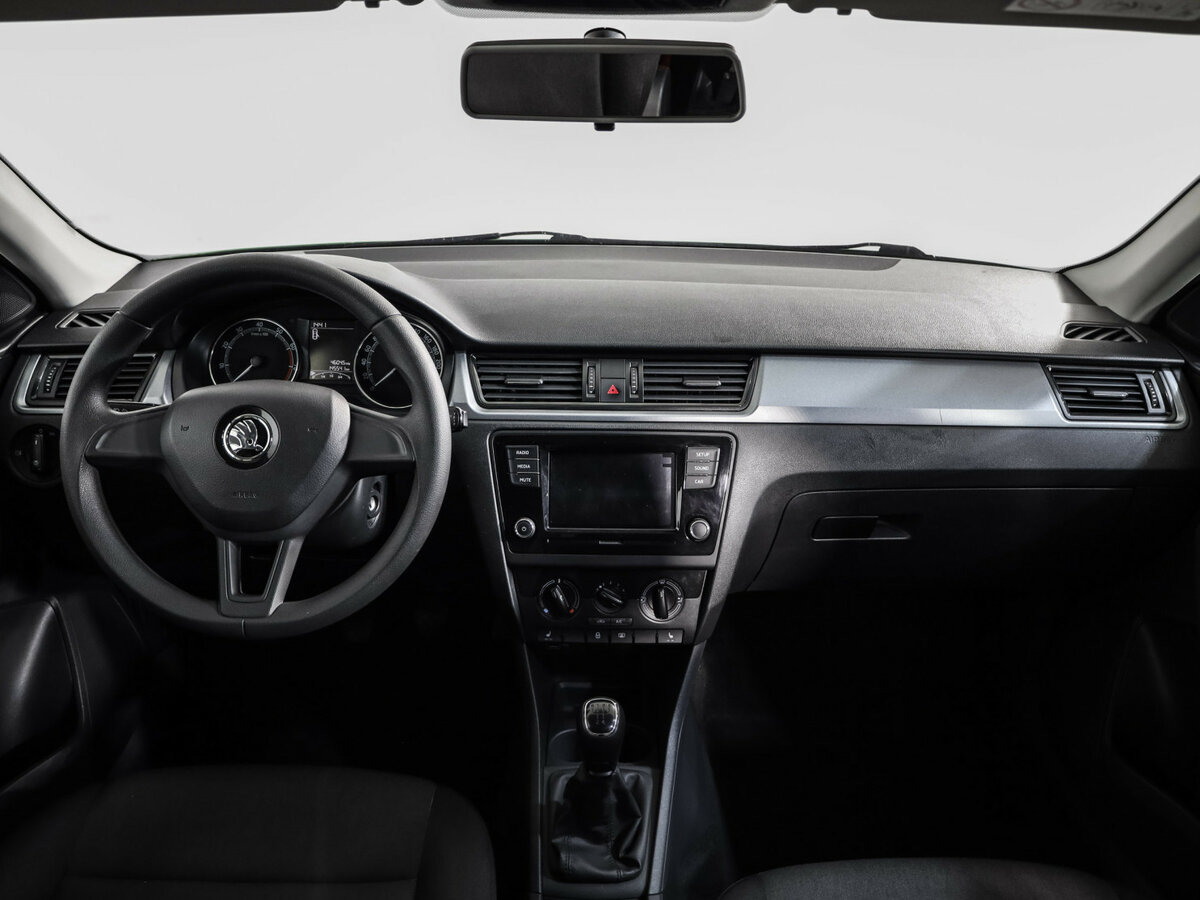 Skoda Rapid с пробегом — 2018 год. Фото: #7