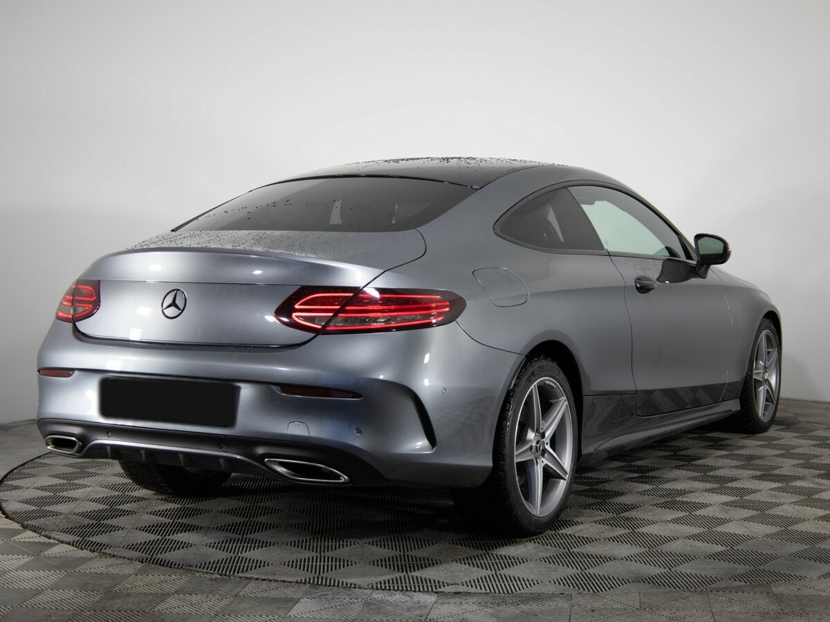 Mercedes-Benz C-Класс с пробегом — 2017 год. Фото: #1