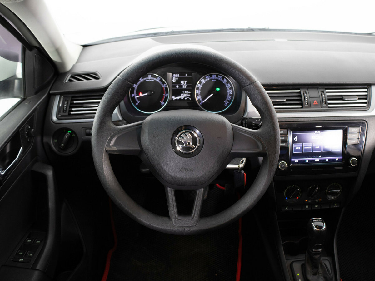 Skoda Rapid с пробегом — 2019 год. Фото: #7