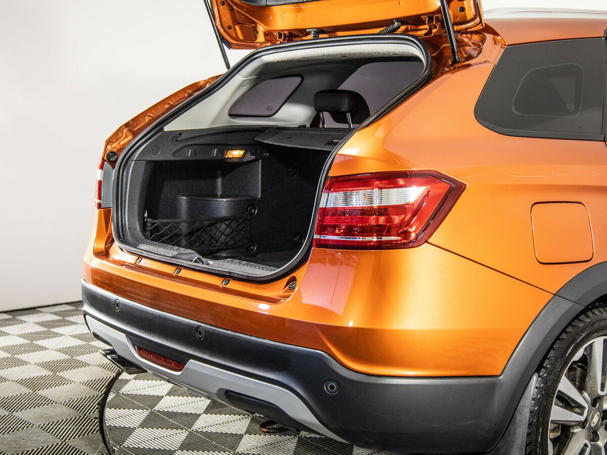 Lada (ВАЗ) Vesta с пробегом — 2019 год. Фото: #8