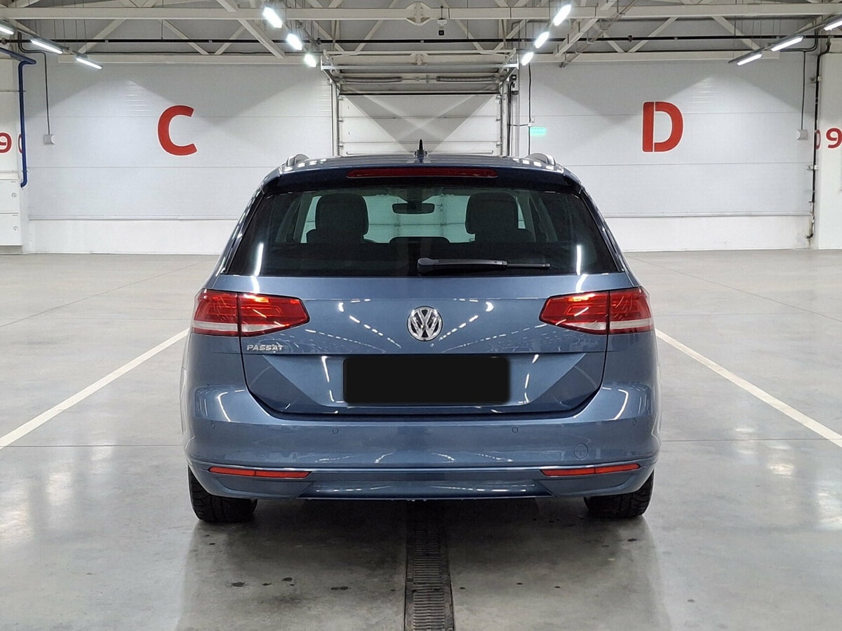Volkswagen Passat с пробегом — 2018 год. Фото: #5