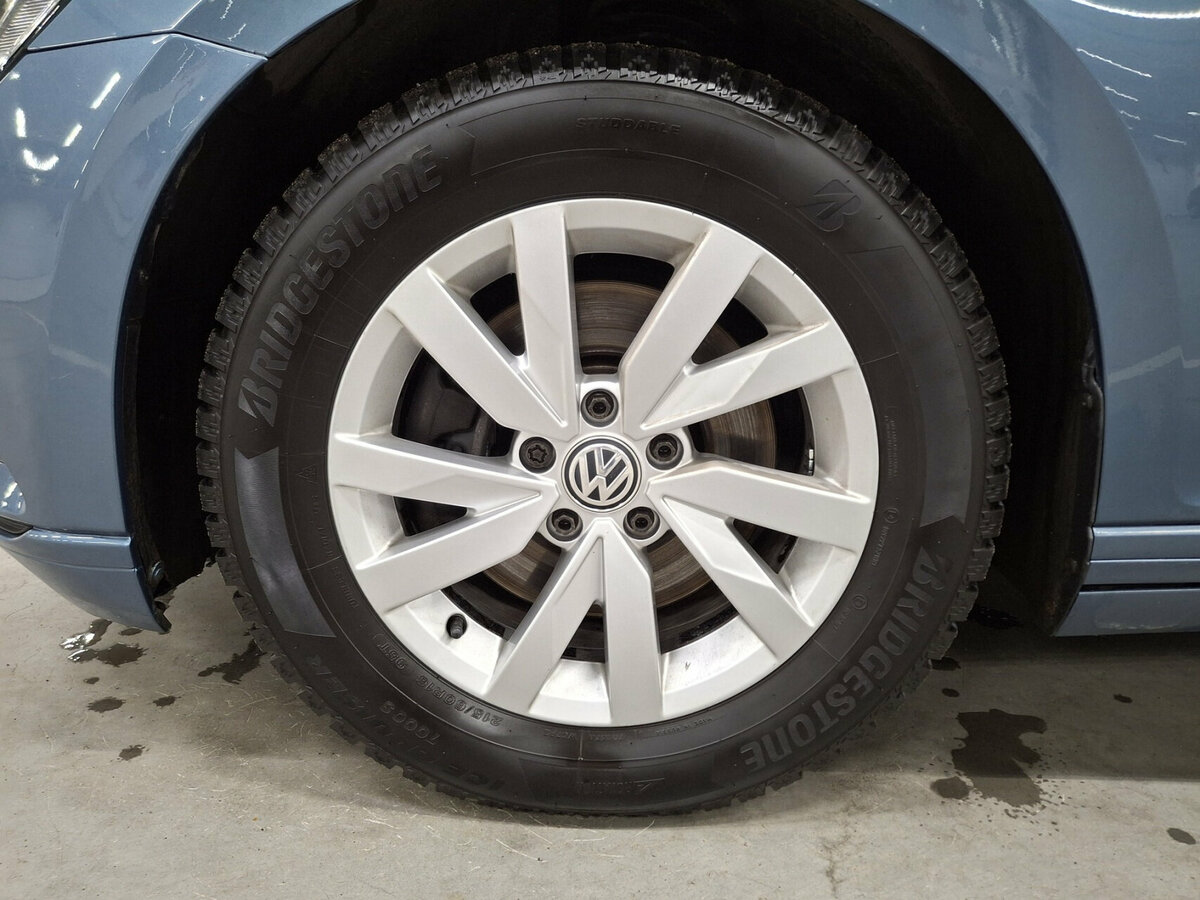 Volkswagen Passat с пробегом — 2018 год. Фото: #17