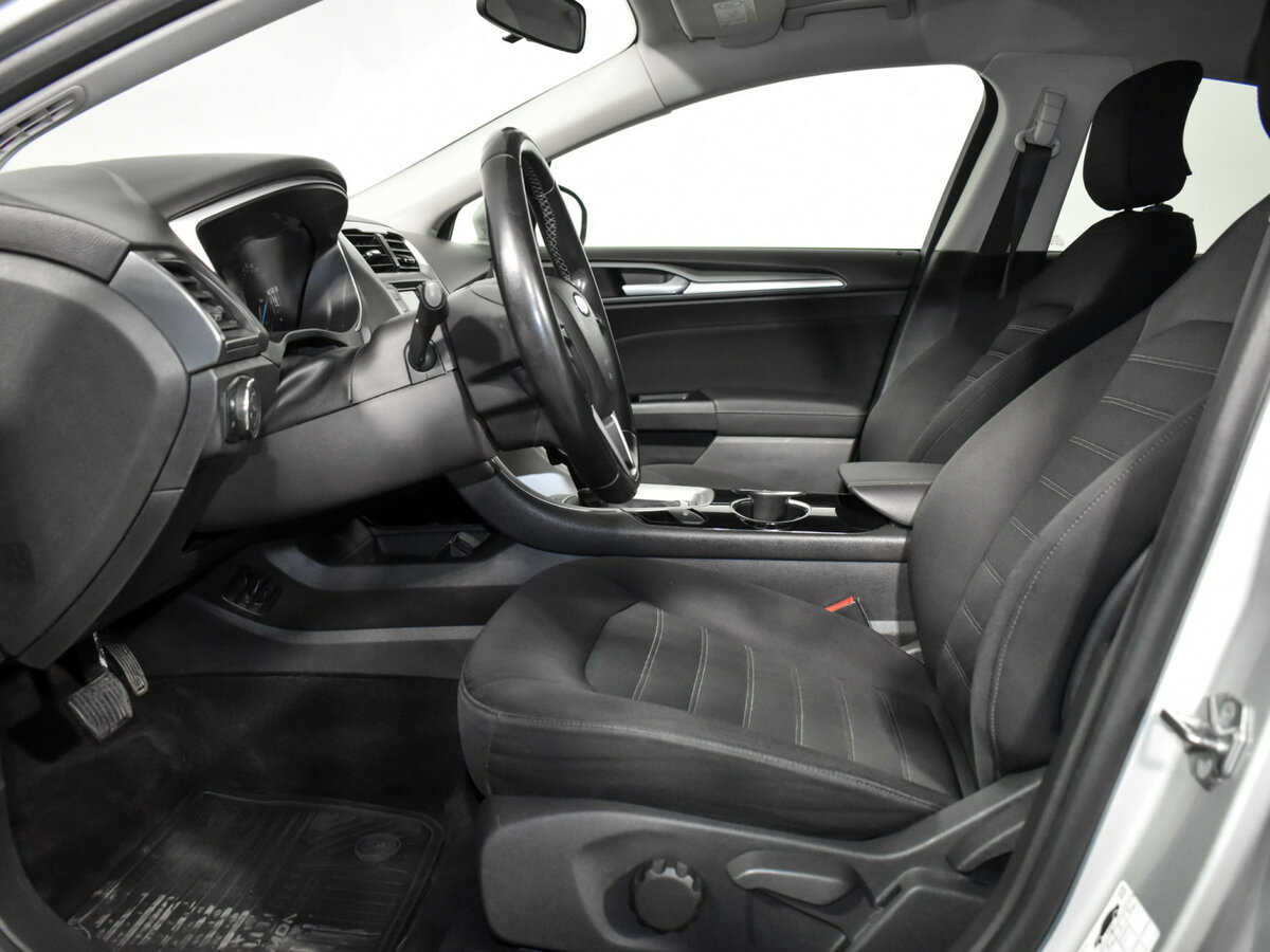 Ford Mondeo с пробегом — 2015 год. Фото: #7