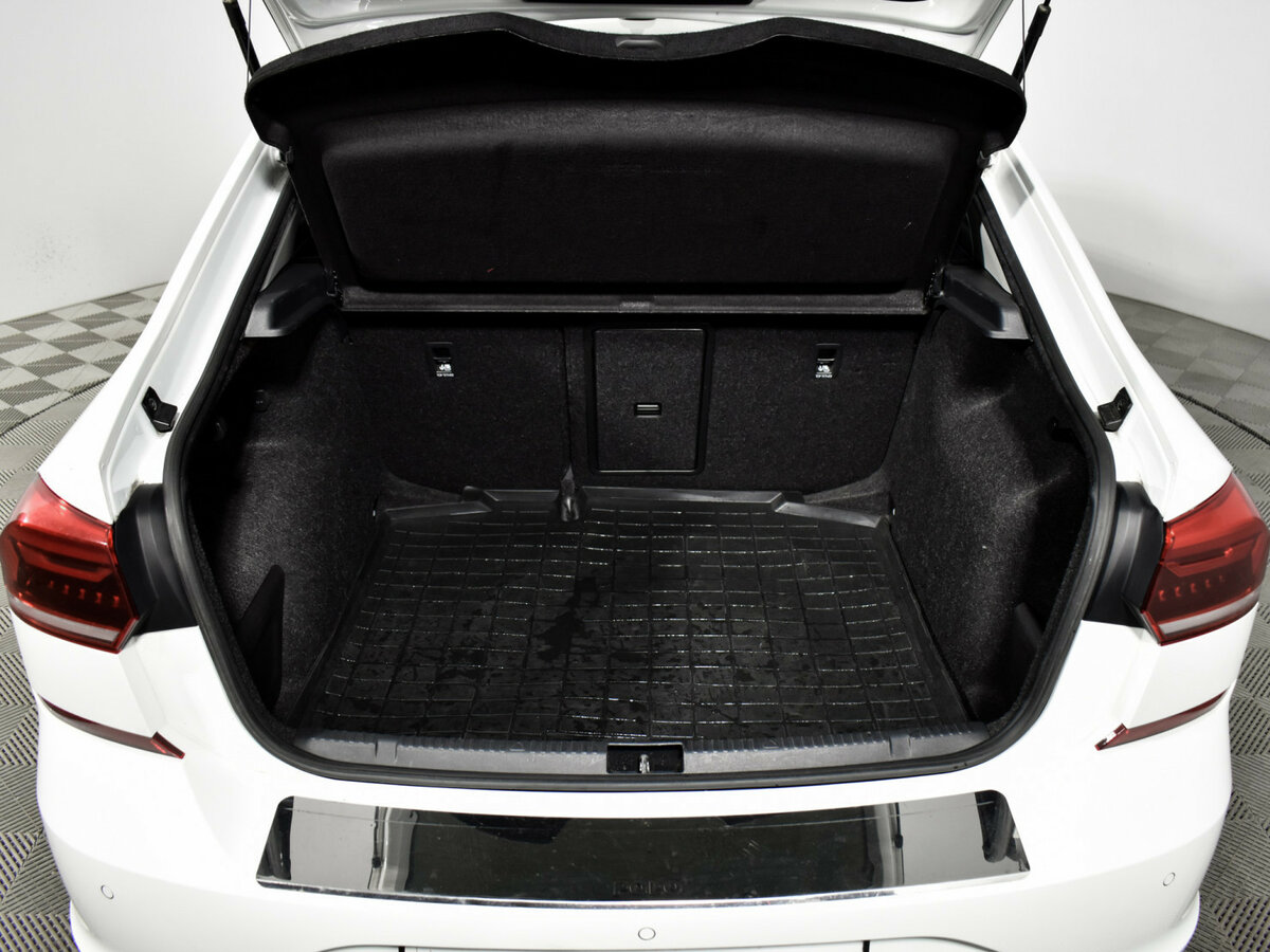 Volkswagen Polo с пробегом — 2020 год. Фото: #17