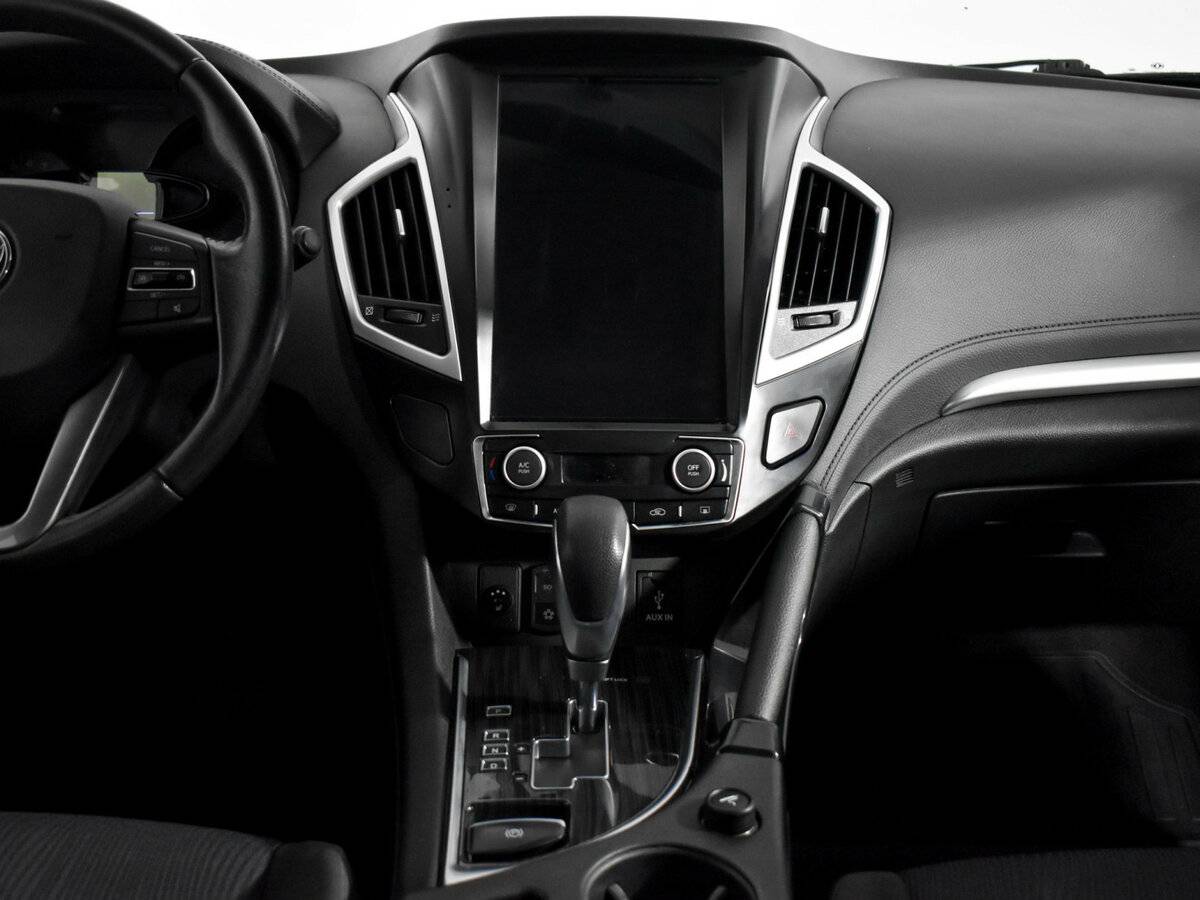 Dongfeng AX7 с пробегом — 2017 год. Фото: #10