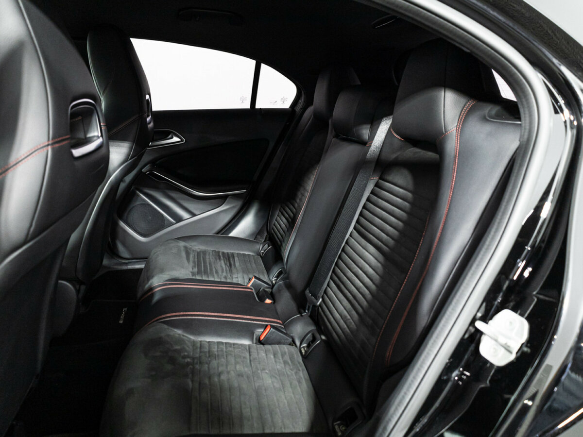 Mercedes-Benz A-Класс с пробегом — 2016 год. Фото: #9