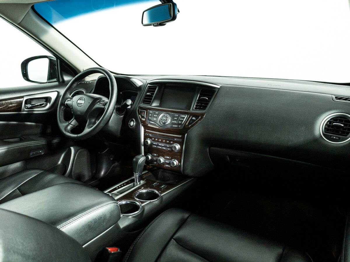 Nissan Pathfinder с пробегом — 2015 год. Фото: #6