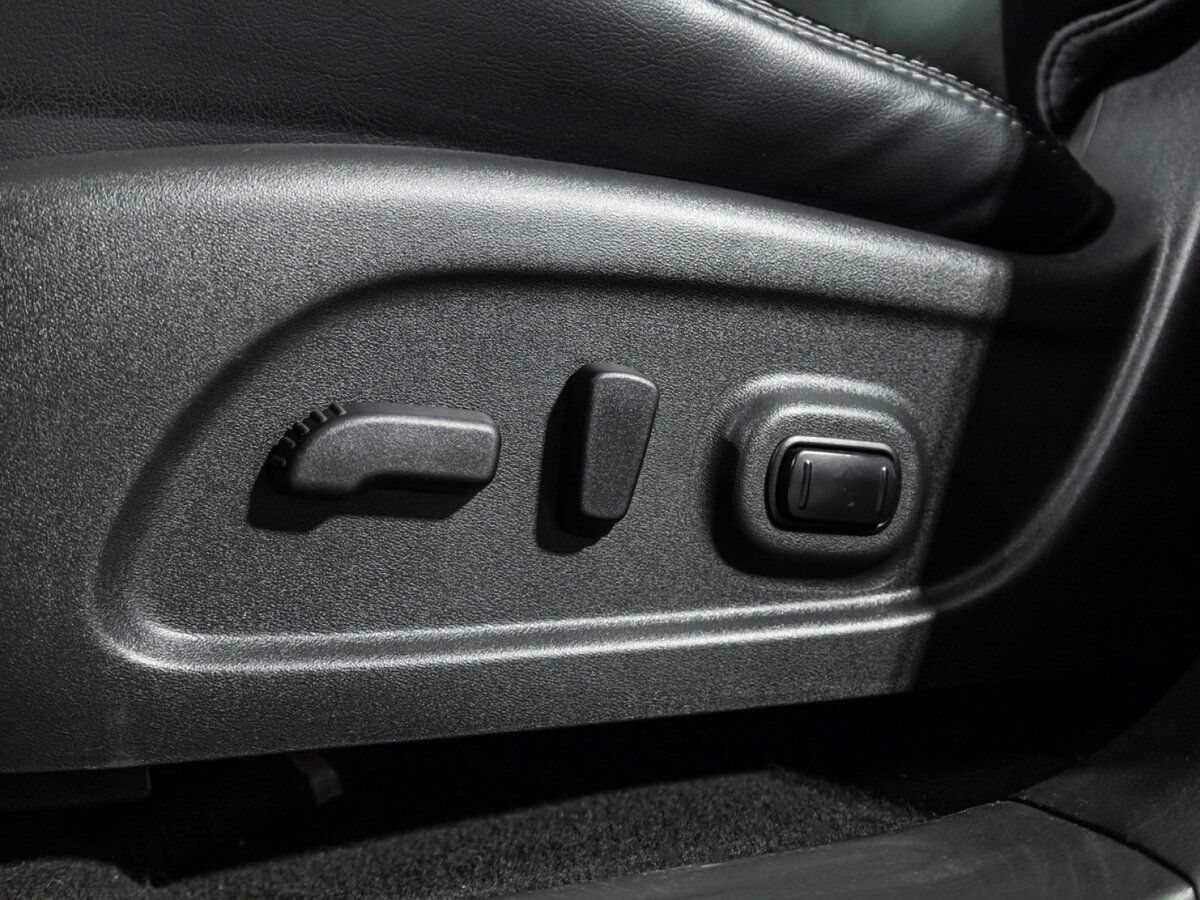 Nissan Pathfinder с пробегом — 2015 год. Фото: #12