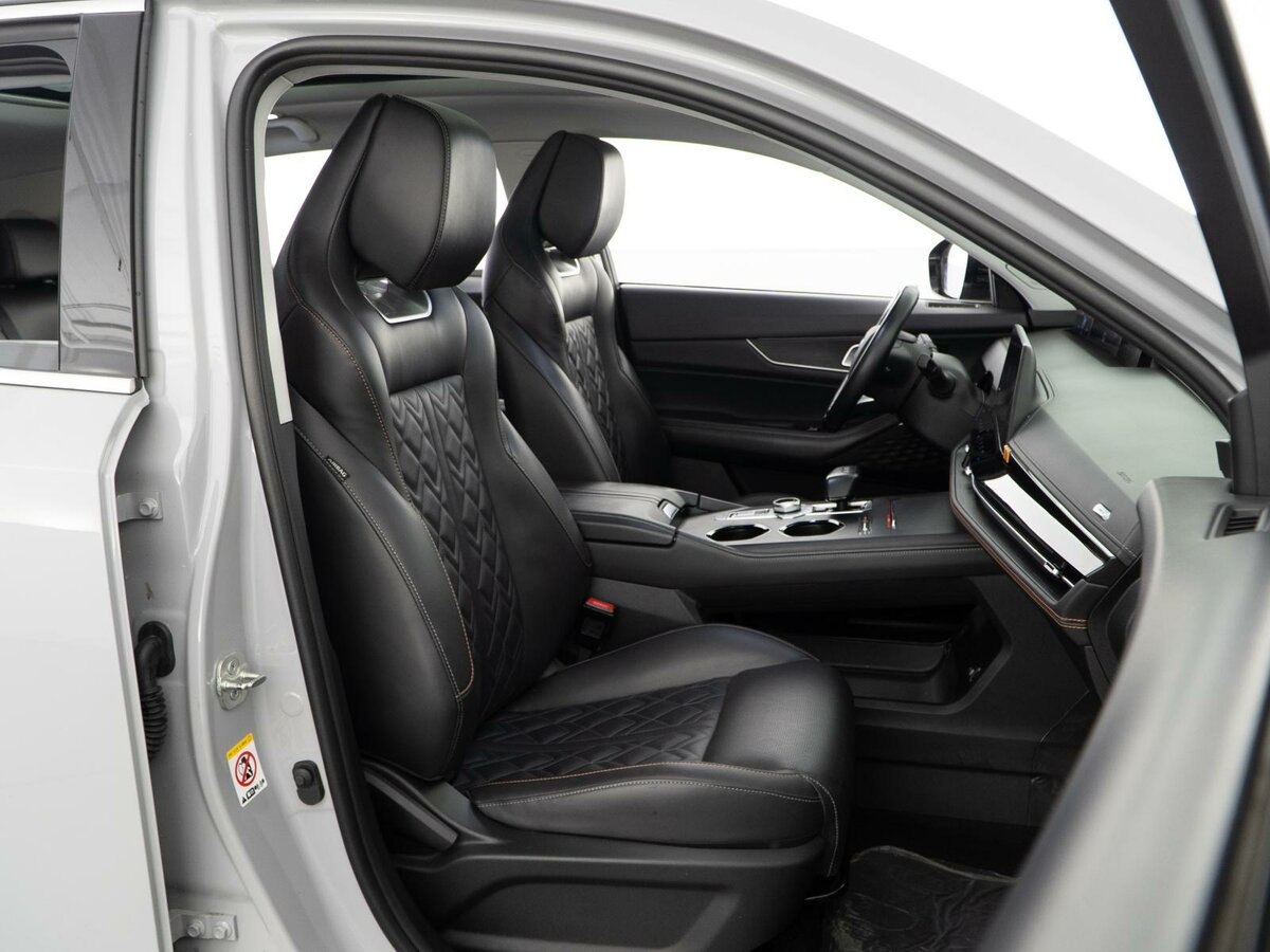 Changan UNI-K с пробегом — 2023 год. Фото: #6