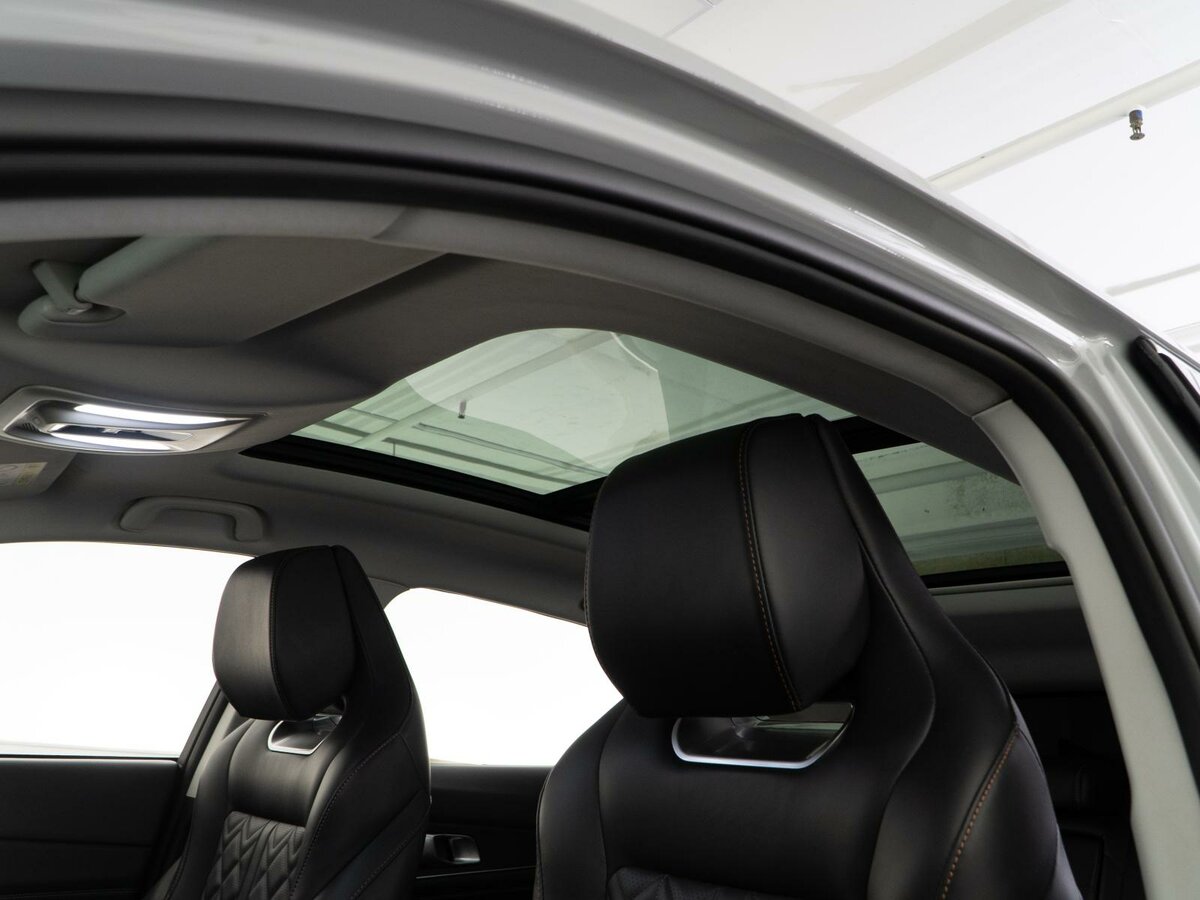 Changan UNI-K с пробегом — 2023 год. Фото: #10