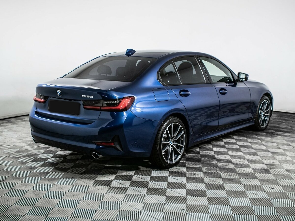 BMW 3 серии с пробегом — 2021 год. Фото: #3