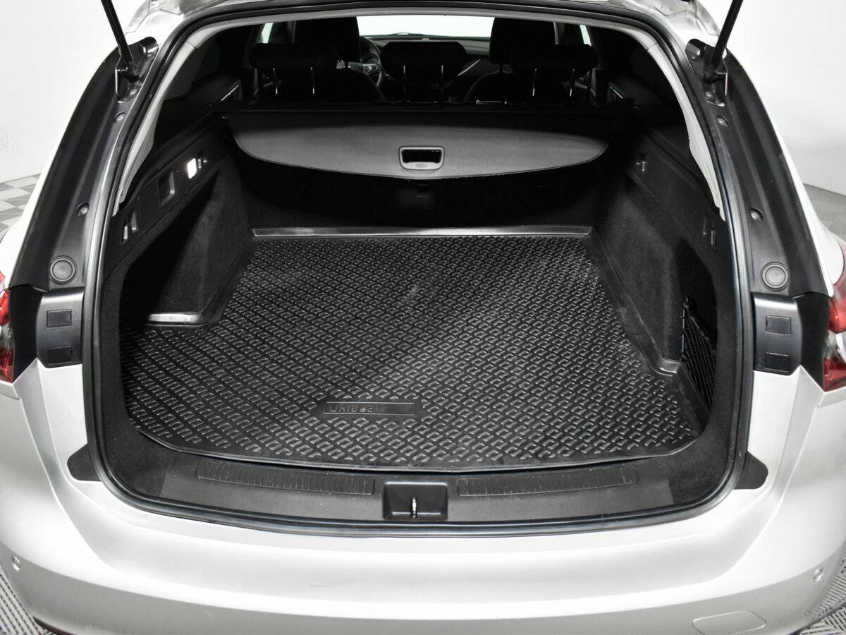 Opel Insignia с пробегом — 2020 год. Фото: #16