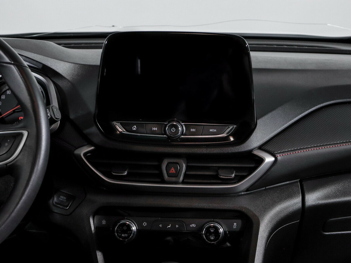 Chevrolet Orlando с пробегом — 2022 год. Фото: #10