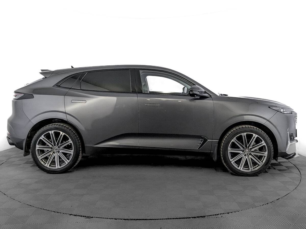 Changan UNI-K с пробегом — 2023 год. Фото: #3