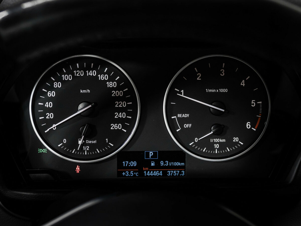 BMW X1 с пробегом — 2017 год. Фото: #8