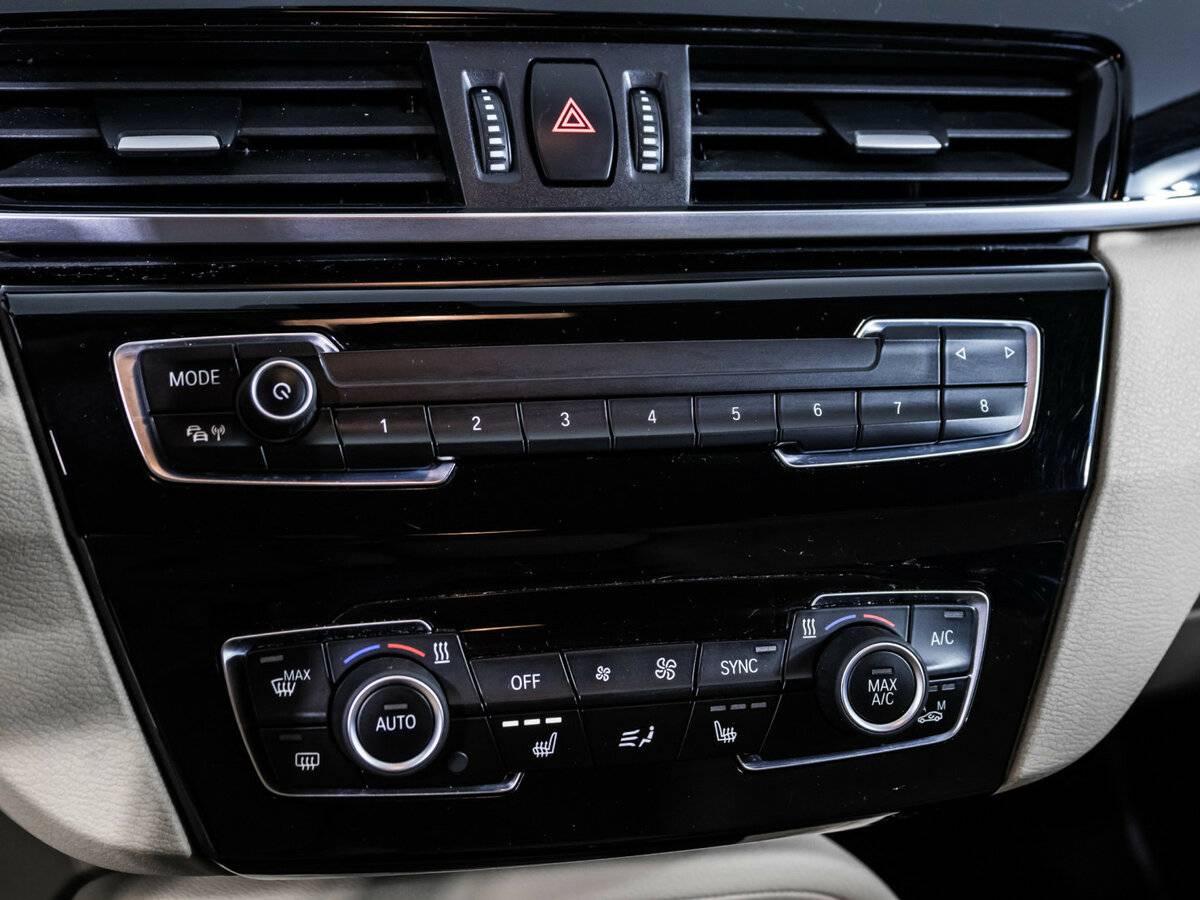 BMW X1 с пробегом — 2017 год. Фото: #14