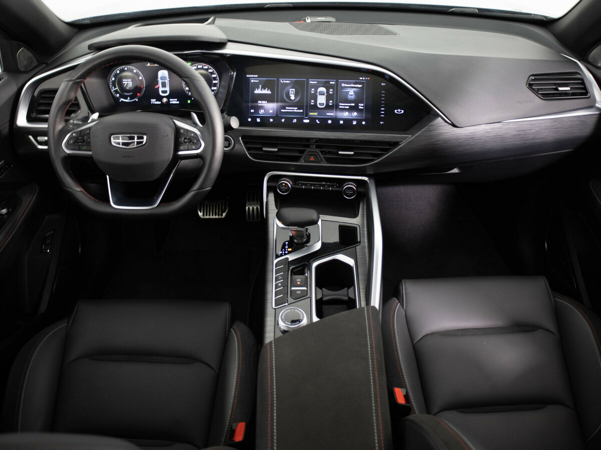 Geely Tugella с пробегом — 2022 год. Фото: #6