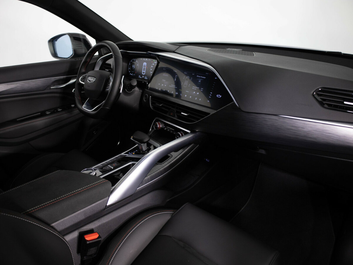 Geely Tugella с пробегом — 2022 год. Фото: #16