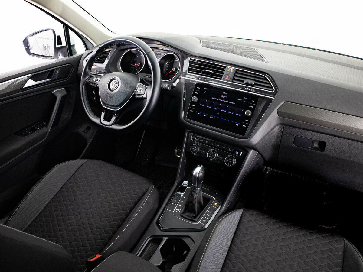 Volkswagen Tiguan с пробегом — 2018 год. Фото: #13