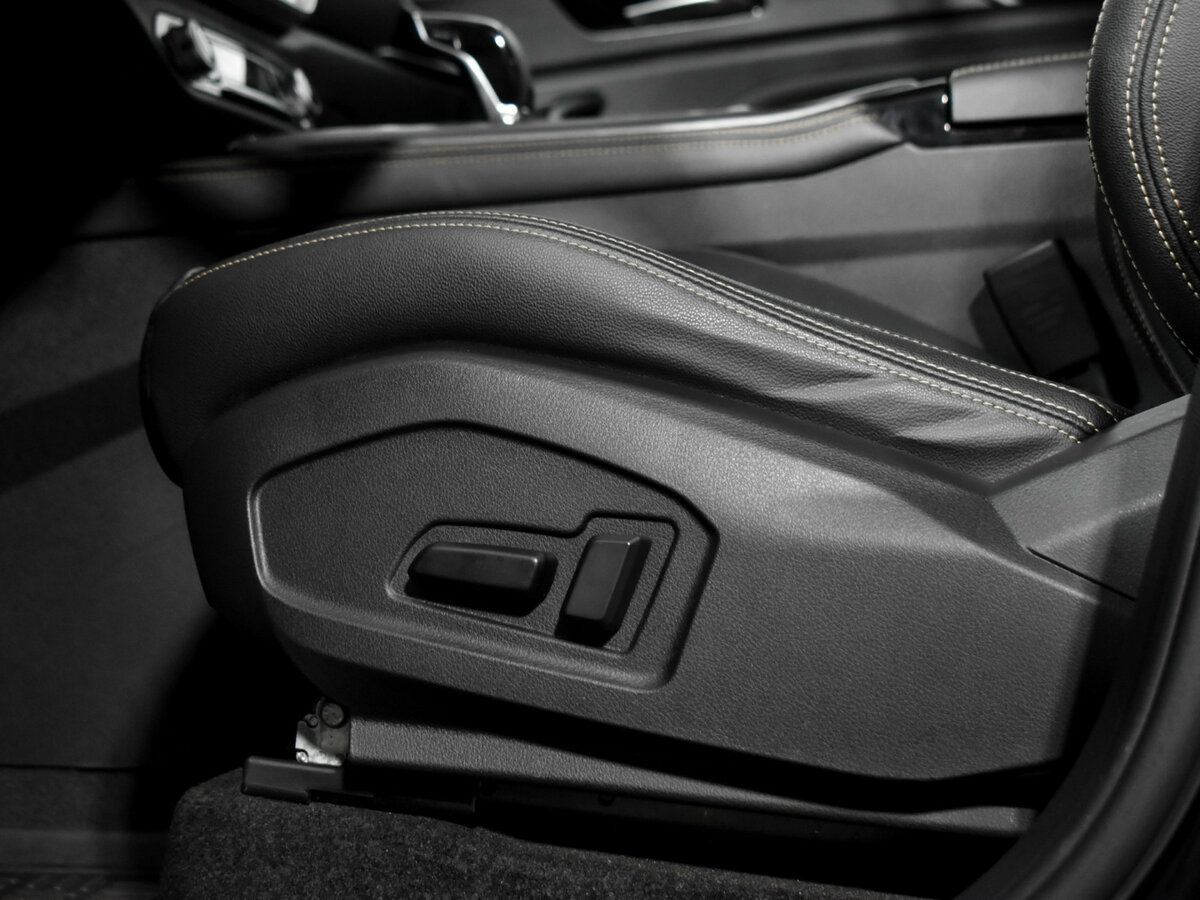 FAW Bestune T77 с пробегом — 2023 год. Фото: #8