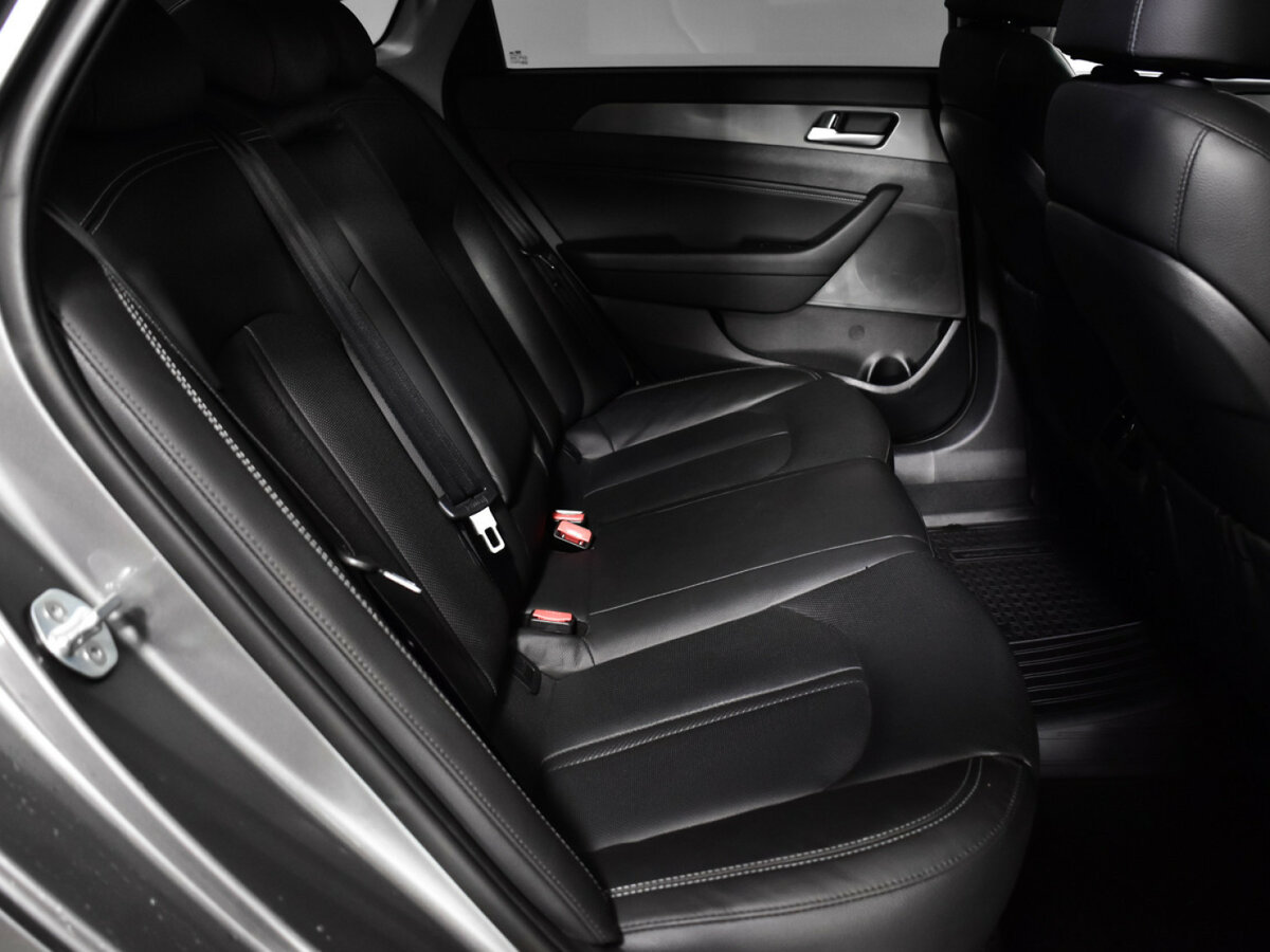 Hyundai Sonata с пробегом — 2018 год. Фото: #9