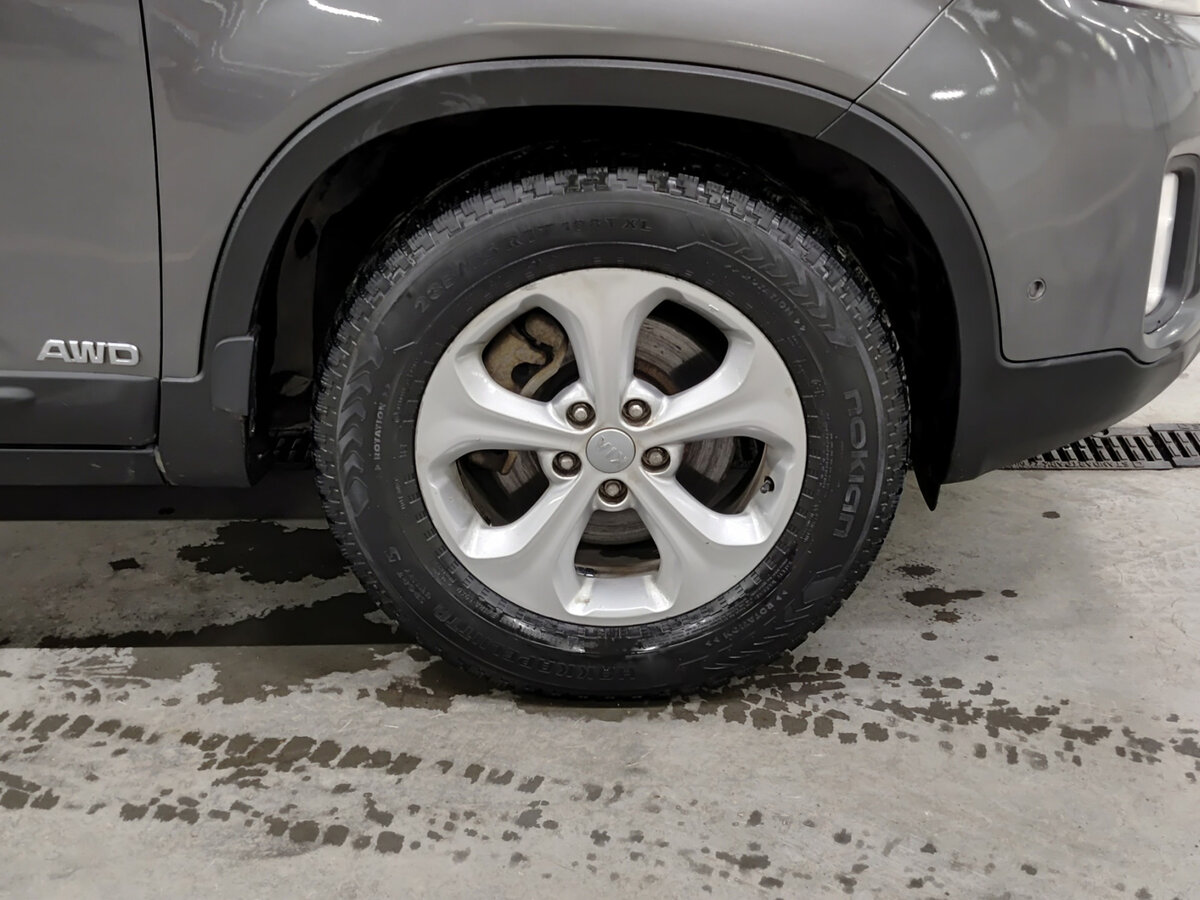 Kia Sorento с пробегом — 2013 год. Фото: #17