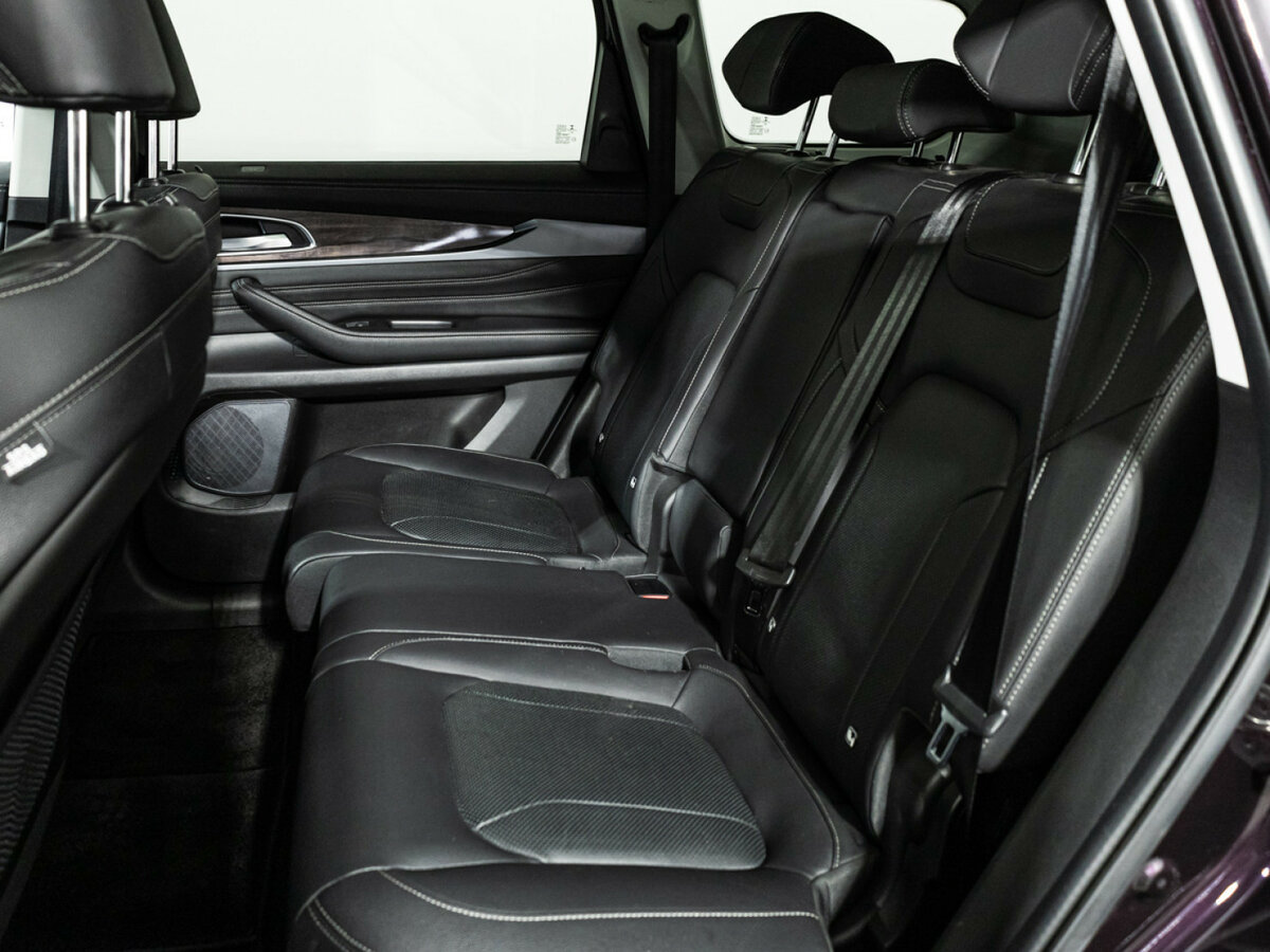 EXEED VX с пробегом — 2022 год. Фото: #8